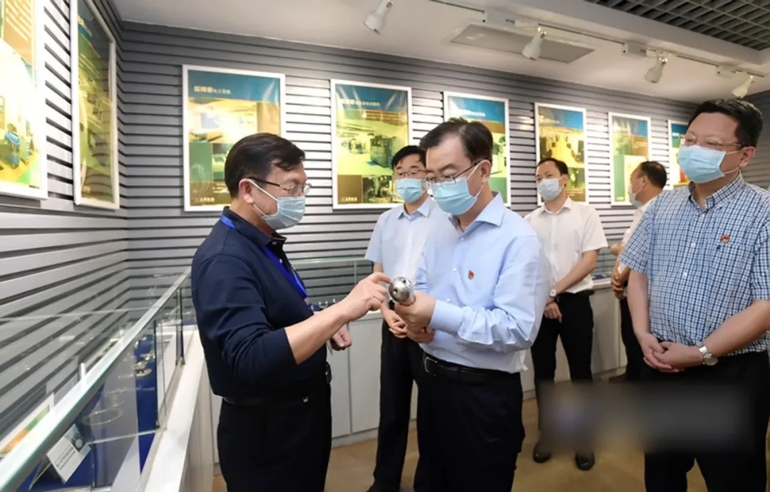 Secretary Wang Ning went to WIDE PLUS, Fujian province, to conduct research on the “Double Hundred, double thousand” project